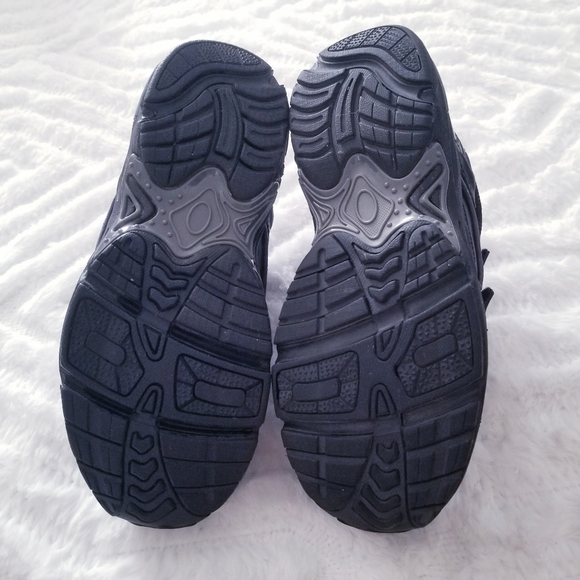 Vionic Tabi walker black leather sneaker size 5 - Picture 5 of 10